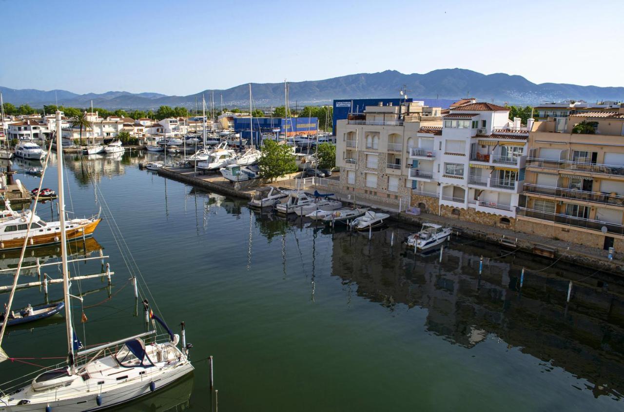 Pierre & Vacances Empuriabrava Marina Bagian luar foto