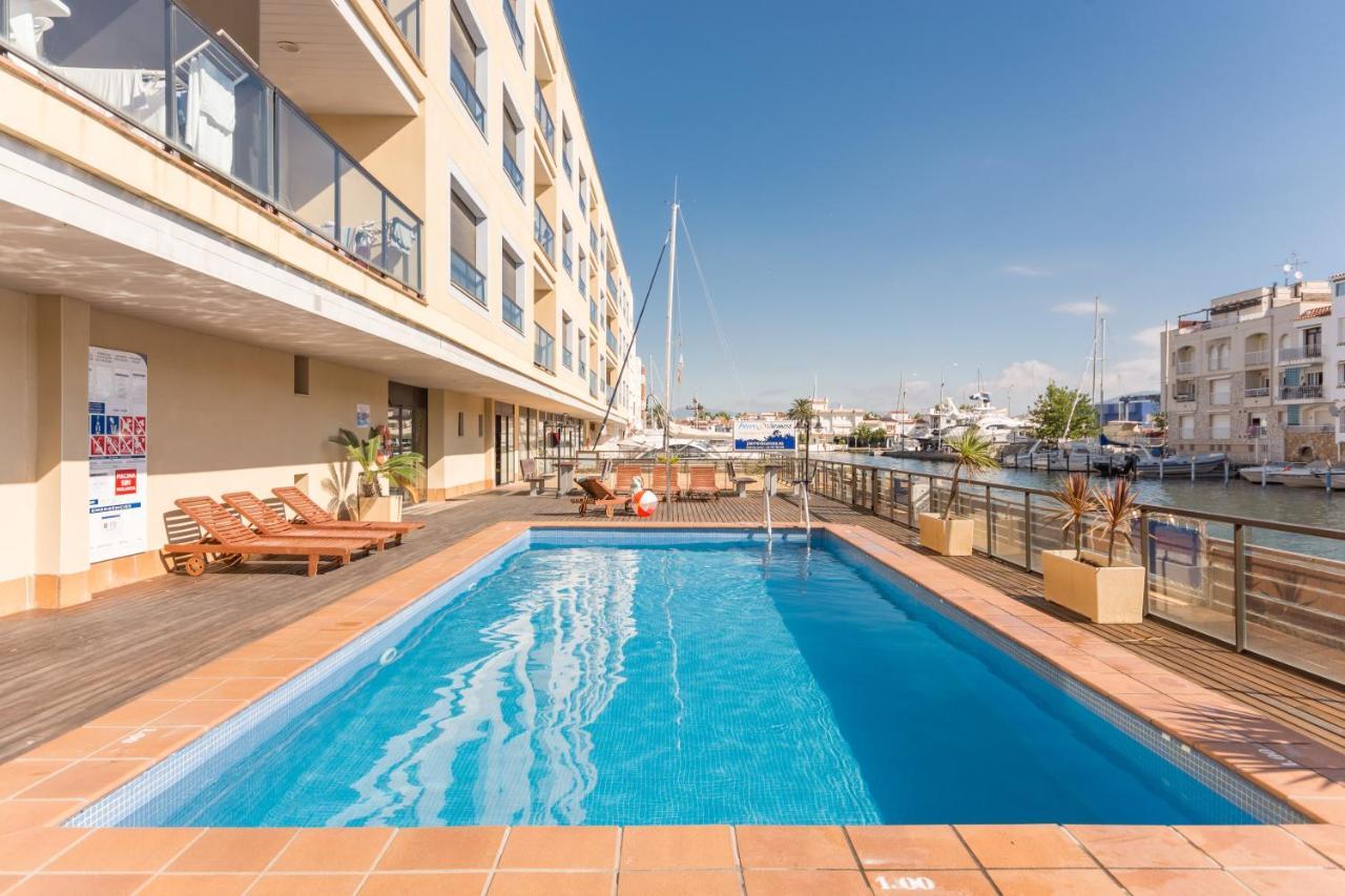 Pierre & Vacances Empuriabrava Marina Bagian luar foto