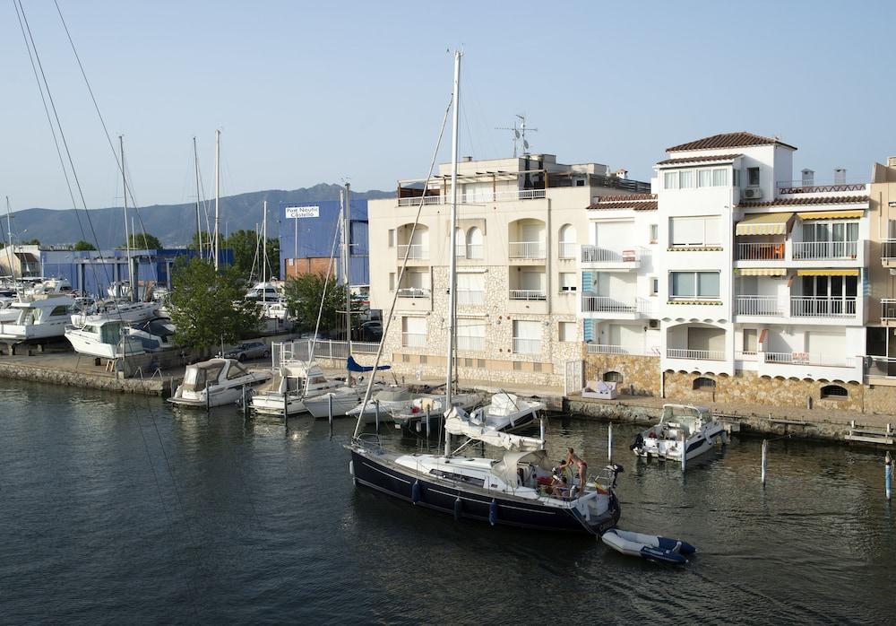 Pierre & Vacances Empuriabrava Marina Bagian luar foto