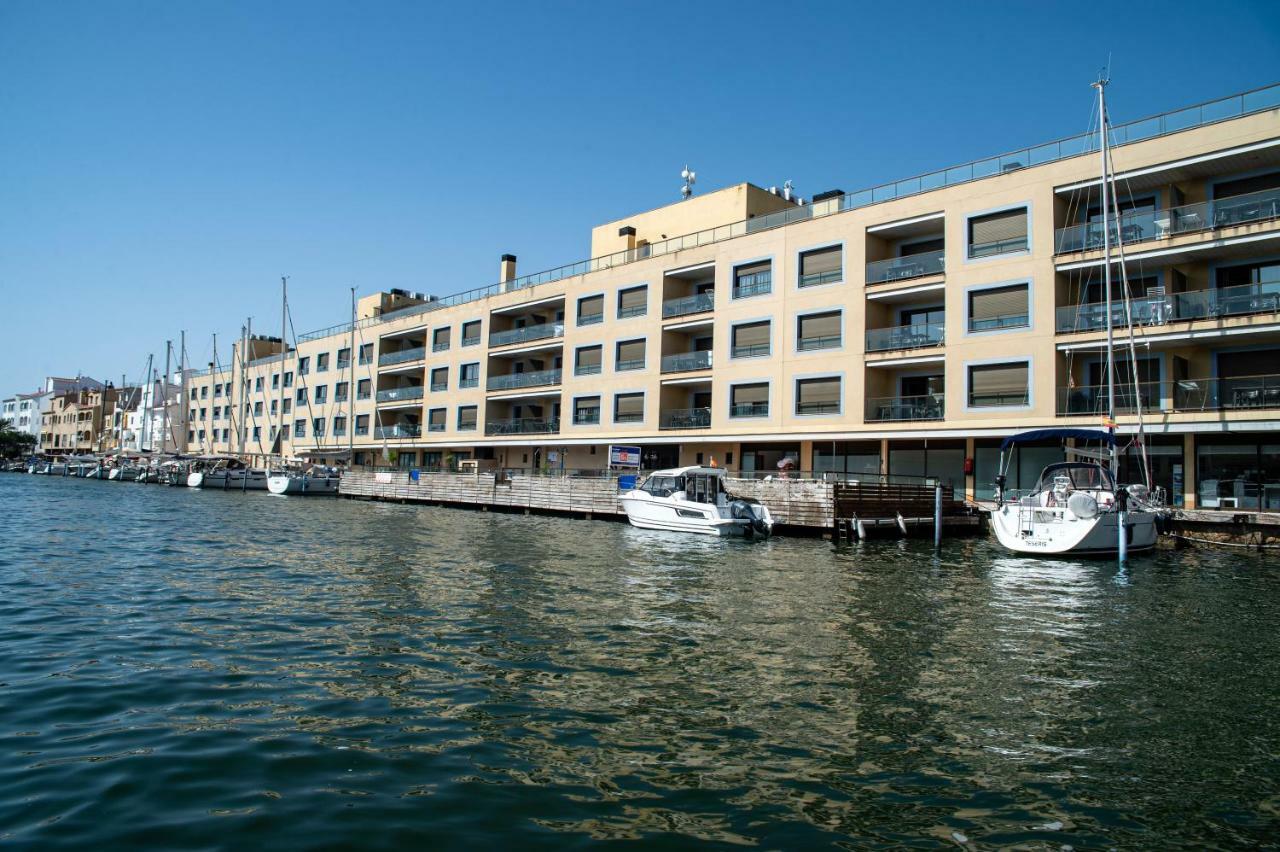 Pierre & Vacances Empuriabrava Marina Bagian luar foto